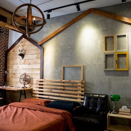 Loft Wo Design Inn Tainan Exterior photo