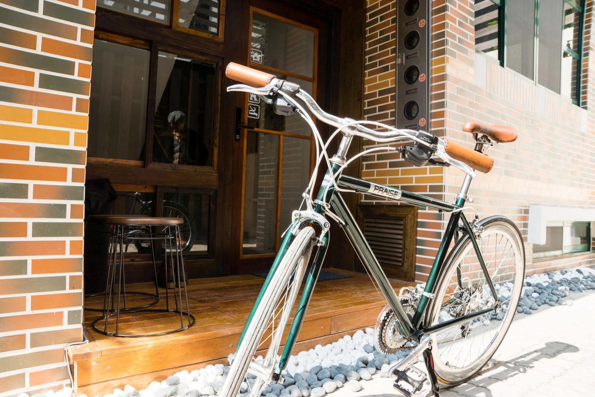 Loft Wo Design Inn Tainan Exterior photo